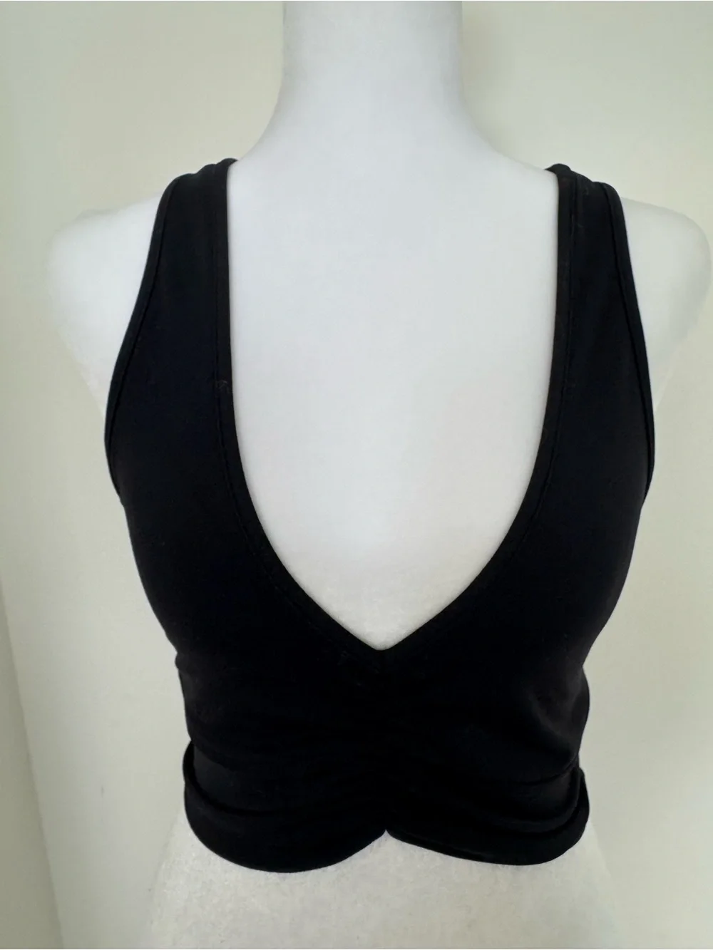 ALO Black Deep V-Neck Sports Bra - Women's